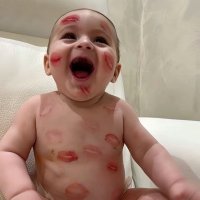 مُنمُن (@manon_zayed) 's Twitter Profile