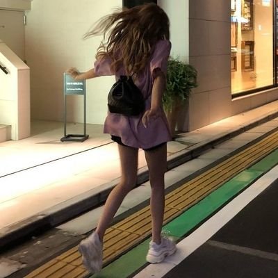lalisaoldprints's profile picture. backup acct 💫   🌠🌟 @wearelloud ✨️ 🔗https://t.co/Ezpeq0lbOQ