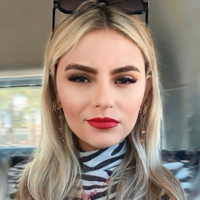 borgescarol01's profile picture. 