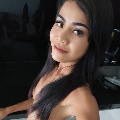 hey be nice to me! 💕 click below 💙🤍 or just be nice 555