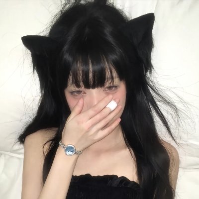 kybyzym111's profile picture. 不好吃