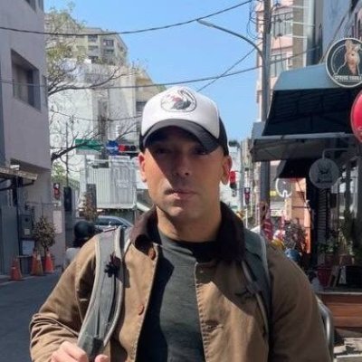masteryoriented's profile picture. 🧲 Passionate about combat sports, health, travel, and philosophy.