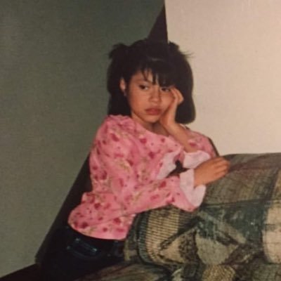 LizHernandez94's profile picture. 