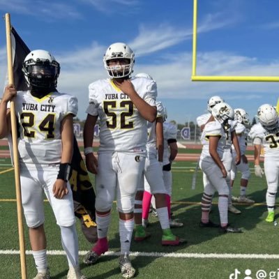 (3.0)GPA LT/DE (6’6) (275)class of 28 Yuba city honkers gilbertelicea09@gmail.com Yuba City California