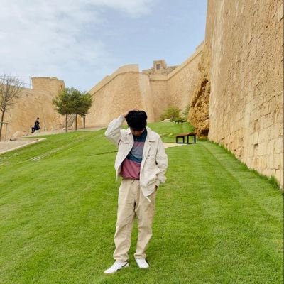 sumangrg_5's profile picture. Hii, Adventure is what I need and
welcome to the gallery📓