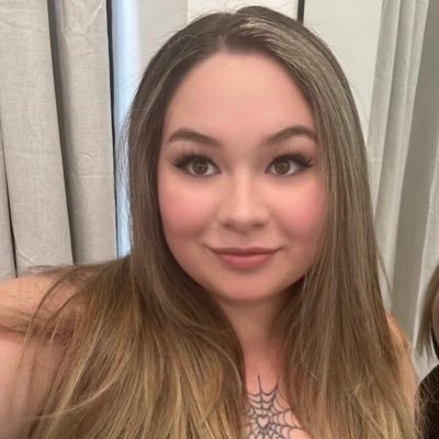 lysergicnympho's profile picture. 🌸A mom and a wife🌸