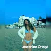 josephinneorte's profile picture. girlnextdoorco 
fittybycaroline 
📍 Los Angeles 
🖤Tik Tok: carolinezalog 
📧 mgmtcarolinezalog