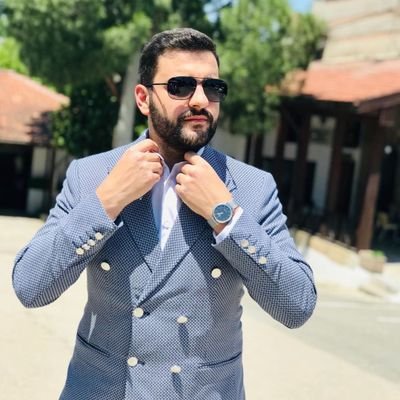 Hassan__Almousa's profile picture. Civil engineering 🏗️🏢
Designer for living, built for life
Luxury Home Builders 🏠
Pretty House Daily 😍