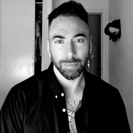 Si_soy_un_sol's profile picture. 🏹🏹🏹🖤 Doble Corazón
😇😈 Géminis
🧠 Eneatipo 6
📊⚒️ Business Performance
🏋️‍♂️ Crossfitero
🕹️ Arcade Gamer
☀️ Sol Millenial
☕🍺🍫 Dame