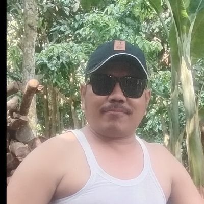 bagi yg mrasa kpingin di pijit urut hubungi no wa..