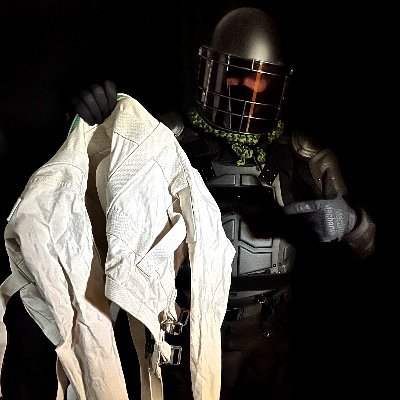 ArmyPup86's profile picture. Your compliance is appreciated but not required

Aspiring canvas straitjacket/sleepsack maker