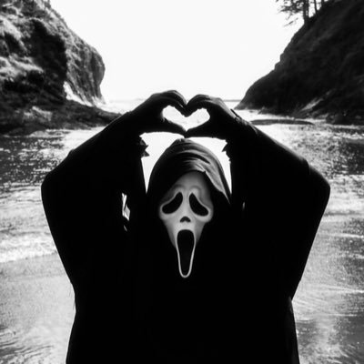 Born2Boop's profile picture. 🐦‍⬛