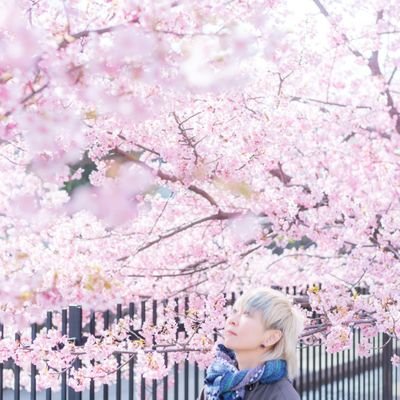 イベントバーエデン難波 @eden_namba 派手髪副店長🌸場所代無しでイベント出来ます。DMで1日店長募集中/🌈LGBTQ+のP?L?/便利屋/配信者/イチゴ好き/