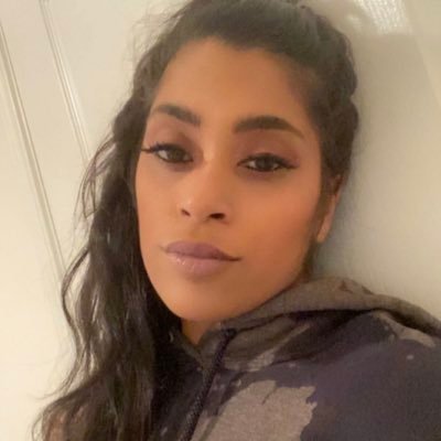 My name is keshani I am a single mom with one baby girl