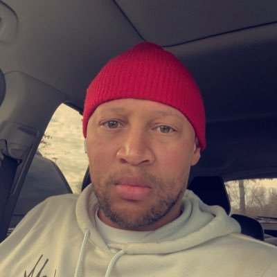 Assistant Boys Basketball coach at Louisa County High School. #vmi99 #VMIbasketball