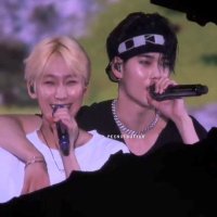 Dea• 🎧 (@blueberrytae111) 's Twitter Profile