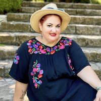 Shanna Howard (@shannalaurah) 's Twitter Profile