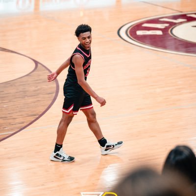 Dupont Manual High School 🐏 | c/o 2025 |5’11G | 3.6 gpa |#502-821-3092 |