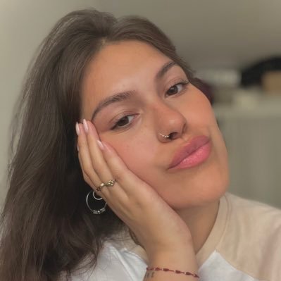 AnaaAlfonzo's profile picture. 