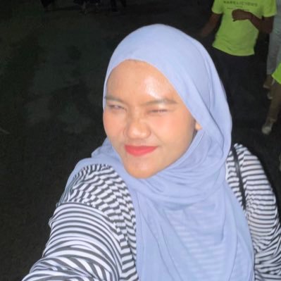 zztyzmi's profile picture. living young and wild and free | calm efficiency