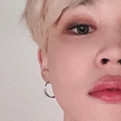 idgaf about park jimin born october 13 1995 libra estp main dancer and loves tteokbokki