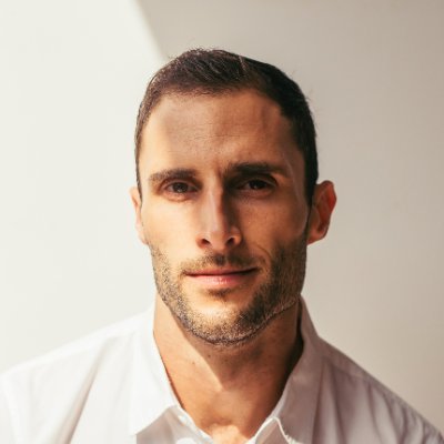 Find me on Bluesky: https://t.co/4ZvT2zBwAY International Journalist, author, former Visiting Prof. @ Columbia Journalism https://t.co/g9LgZ9CSDx