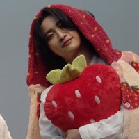 b (@hwacvrls) 's Twitter Profile Photo b (@hwacvrls) 's Twitter Profile Photo
