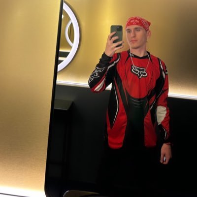 JrizzyJo's profile picture. 