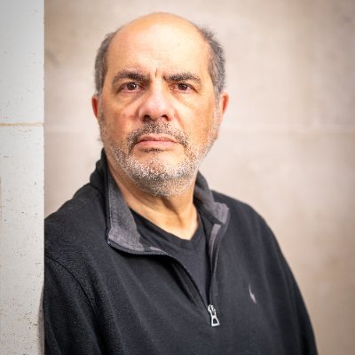 Author of 13 best-selling WW2 spy thrillers published by @canelo_co Agents: books @gordonwise @CBGBooks Film/TV @CBTheatreFilmTV Supports @officialgtfc