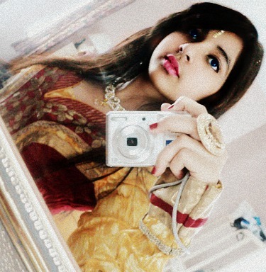 SharminTaylor's profile picture. I Love My Life 3 Don't Try Changing It :P 
If You Folllow Me Ir'll Follow :)