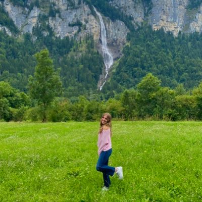 eqch__'s profile picture. Bióloga 👩🏼‍🔬🌷. MSc. Conservación de la Biodiversidad y Ecología 🦋🌿🌼