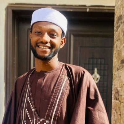 YaziduB59325's profile picture.