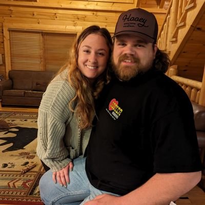 rissescups's profile picture. 26 // I laugh at just about everything and quote Friends way too often // ♡