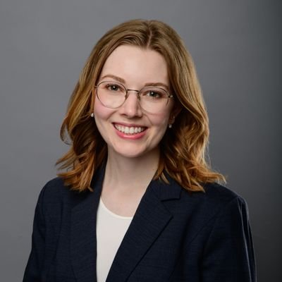MSTP student with a PhD in biochemistry. Aspiring pediatric dermatologist. Structural biologist and mitochondriac in training. Foodie and gardener. She/her.