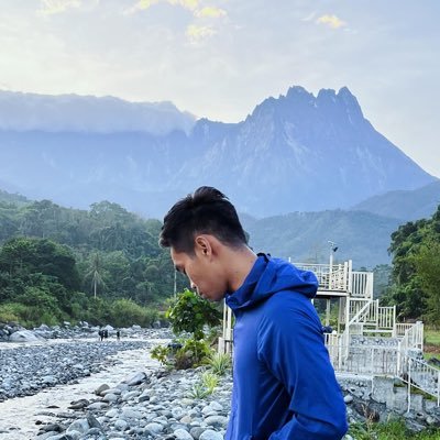 fahmiabdrased's profile picture. phlegmatic. angkuh.