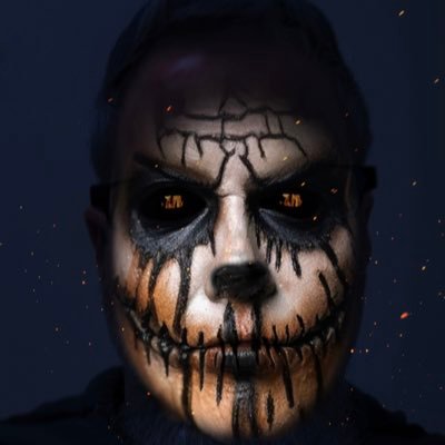 Tattoo freak and diehard Trump supporter; Not interested in relationships or your investment acumen so please keep that shit to yourself.