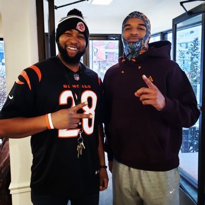 Husband, Father, Entrepreneur #Bengals , #Lakers , #Reds , #FCCincy , #Bearcats 🏀 and #Buckeyes 🏈 fan.
#ATOBTTR
#WhoDey
#RuleTheJungle
#AllForCincy
#LakeShow