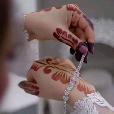 0Ashiii's profile picture. قدر کرنا سیکھیں، کوئی بار بار نہیں آتا زندگی میں..!!