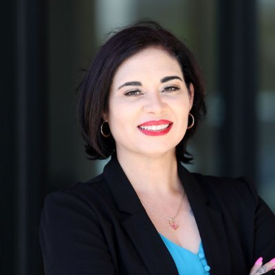 I am a Wife, Mother to four, and a Realtor here in Des Moines, IA. It's my goal to help 10 families to start their home journey in the next year.