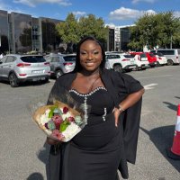 Nqobile Hlongwane (@_londeka_) 's Twitter Profile