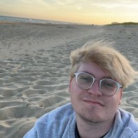 tom (@thom_ahs) 's Twitter Profile Photo tom (@thom_ahs) 's Twitter Profile Photo