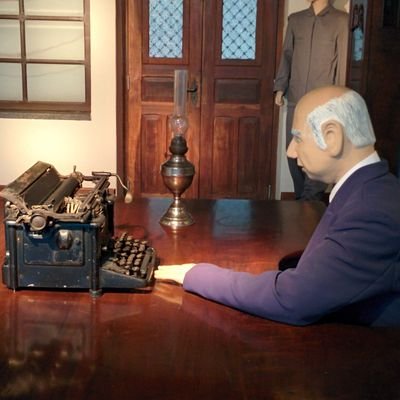 MiDIMashup's profile picture. Levantou, a gente corta.