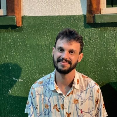 Apaixonado por música, louco por filmes, amante de esportes e uma fonte fidedigna de cultura inútil. Eu quase que nada não sei. Mas desconfio de muita coisa.