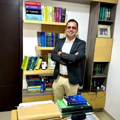 Derecho Penal y Contratación pública Colombiana, mis pasiones académicas.