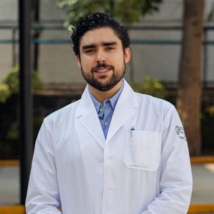 RichCer's profile picture. Urólogo UroGea / Fellow Cirugía Robótica y Laparoscópica @Centro Médico ABC / México