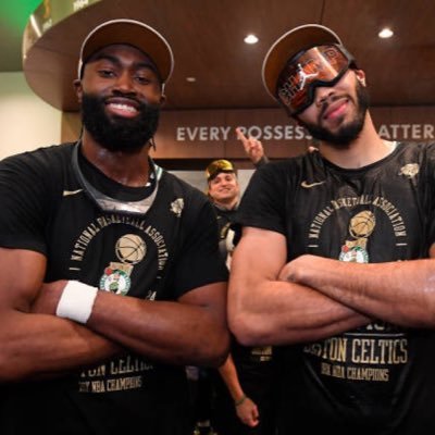 Follow for the Lowdown on everything NBA from trade rumors, stats, updates and breaking news. DM for business inquires/promotions - Ads/Rts ↙️