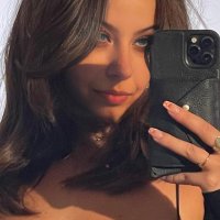 V E E ๐ (@wildharlequinn) 's Twitter Profile