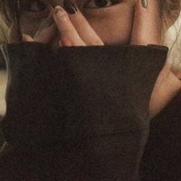 繭 (@r__shelf) 's Twitter Profile