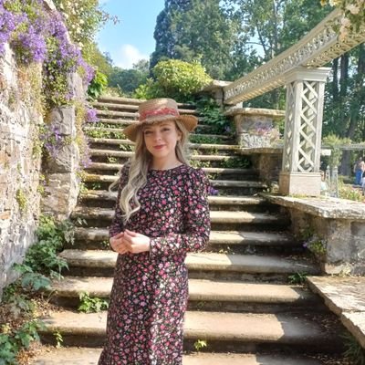 Wildflowers, shoegaze, tea, and cat-loving INFJ.
DV Survivor 🤍 Life didn't turn out how I hoped it would, but now I notice the beauty in the little things