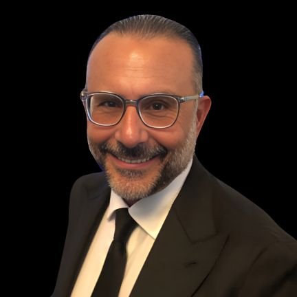 With more than 35 years of business experience in real estate, construction, professional sales and financial management, Sid has found a formula for success.